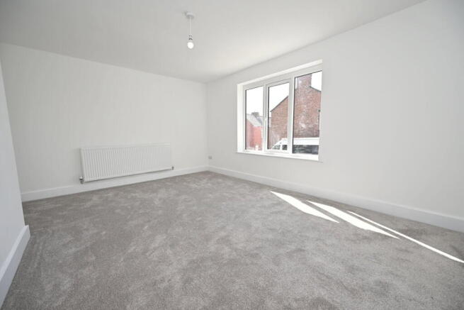 3 bed Semi-Detached for sale Image 7