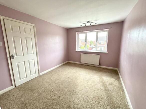 2 bed Flat to rent Image 8