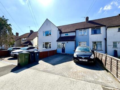 Priory Road, Chessington, Surrey. KT9 1EG