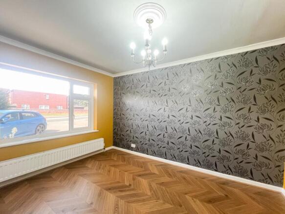 4 bed Detached for sale Image 4