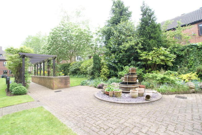 Photo 10