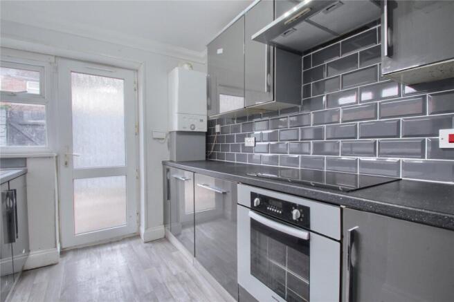 3 bed Terraced for sale Image 7