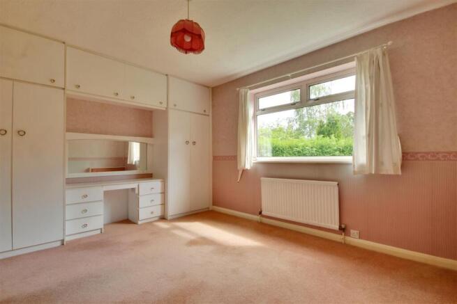 3 bed Detached Bungalow for sale Image 11