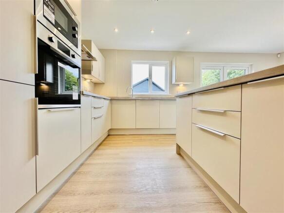 Kitchen/Diner/Family Room