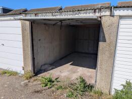 4, Tudor Avenue, Stanford-le-hope SS17 8BX