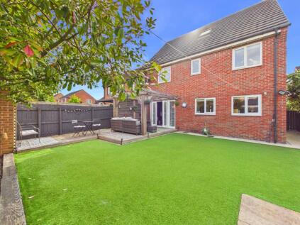 Munstead Way, Welton, Brough, East Riding Of Yorkshire, HU15 1FN