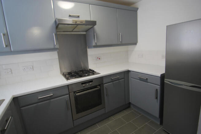 Garforth Crescent, Droylsden, M43 7SW photo 4