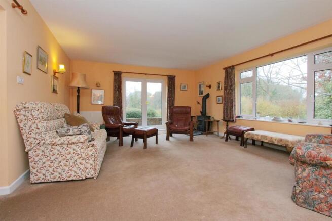 Sitting room.JPG