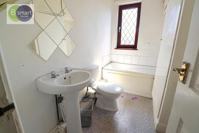 3 bed Terraced for sale Image 7