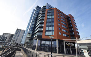 Flat 125, The Hawkins Tower, Ocean Way, Southampton SO14 3LH