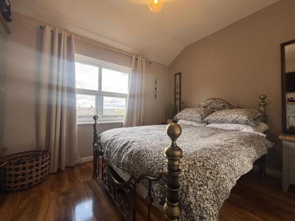2 bed Terraced for sale Image 6