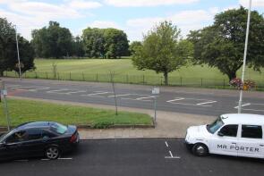 7a, Dellfield Parade, High Street, Cowley, Uxbridge UB8 2EN