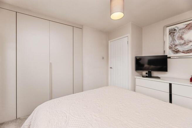 2 bed Semi-Detached for sale Image 12