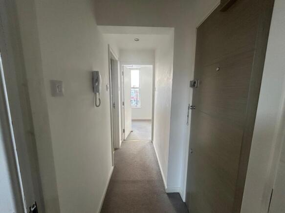 1 bed Flat to rent Image 7