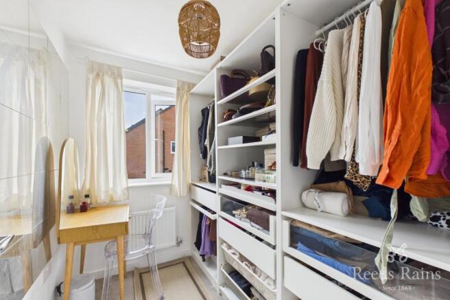 3 bed Semi-Detached for sale Image 11