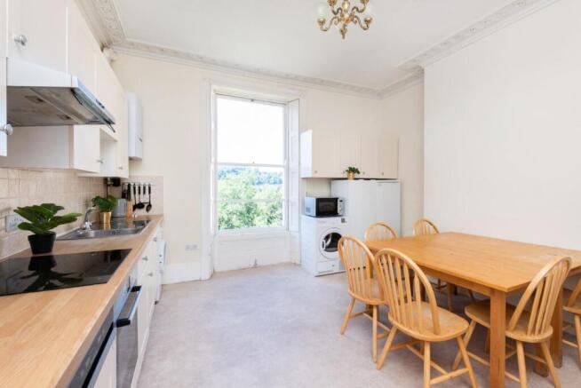 Upper Maisonette, 2 Georges Place, Bath BA2 4EN-2.