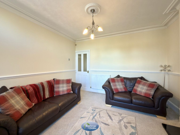 3 bed Semi-Detached for sale Image 7