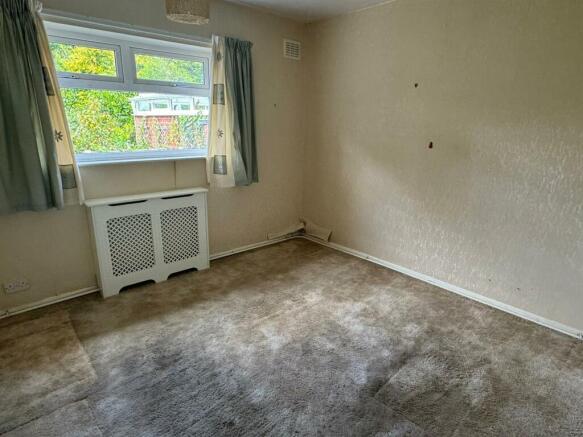 BEDROOM 1 A.jpg