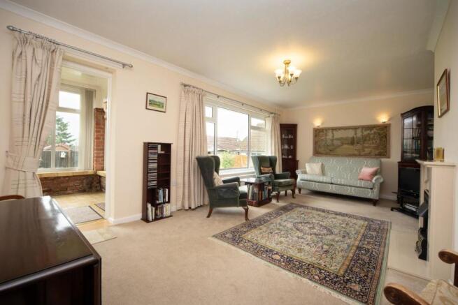 Linwal-Avenue-Leicester-bungalow-HI-RES_IMG_0211.j