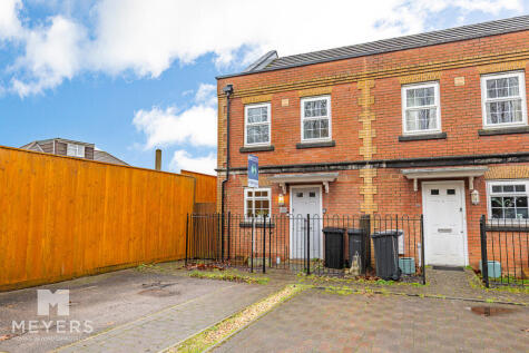 St. Georges Drive, Bournemouth, BH11 8NY