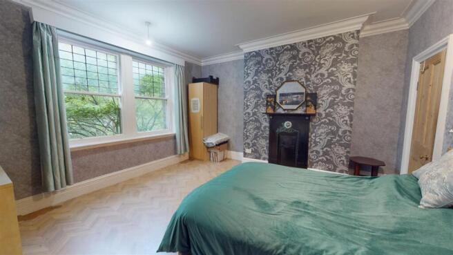 7 bed Semi-Detached for sale Image 8