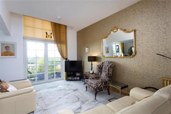 2 bed Apartment for sale Image 7