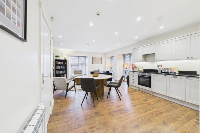 Open Plan Living/...