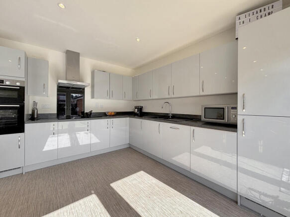 Kitchen/Dining ro...