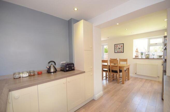 Dining/Kitchen