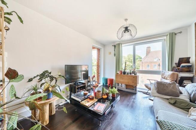 1314887-2-685d5c0...