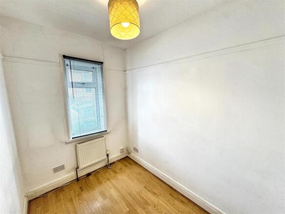 3 bed Semi-Detached for sale Image 11