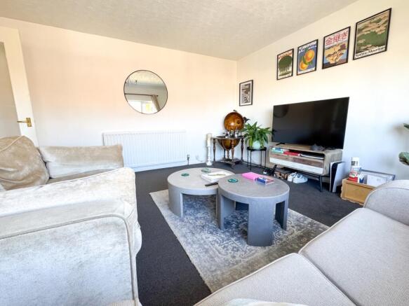 2 bed Apartment for sale Image 6