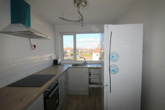 Kitchen 2.JPG