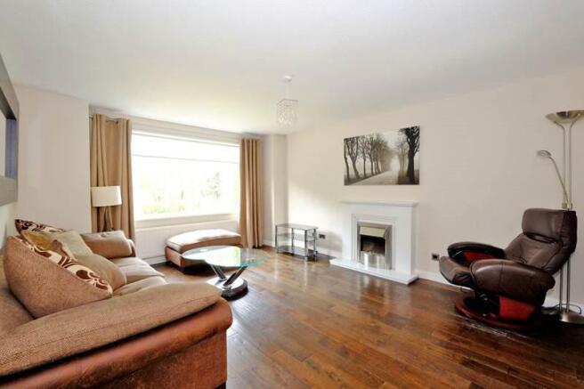 Lounge 1