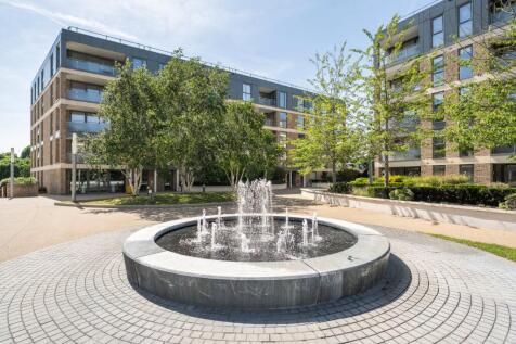 Advent House,
Levett Square, TW9