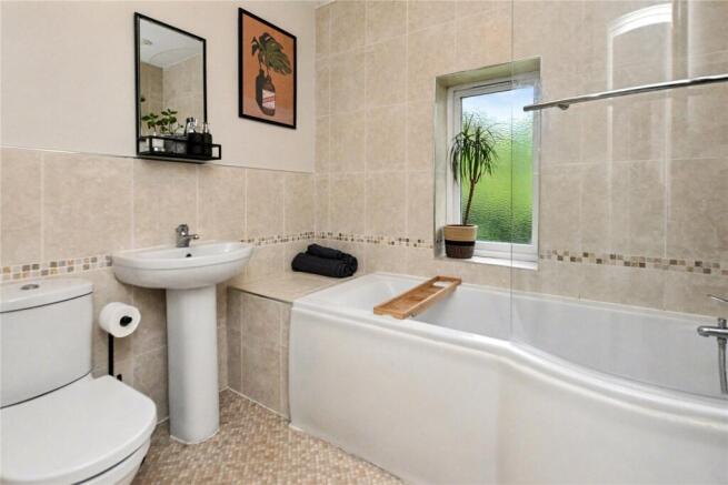 2 bed Apartment for sale Image 10