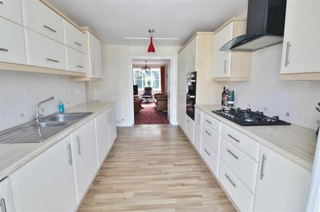 KITCHEN - Further
