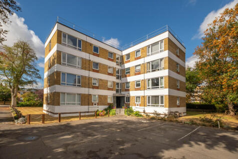 Manor Road, Teddington, TW11