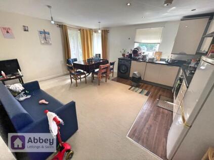 Pavilion Close, Leicester, LE2