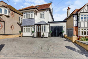 36, Medway Crescent, Leigh-on-sea SS9 2UY