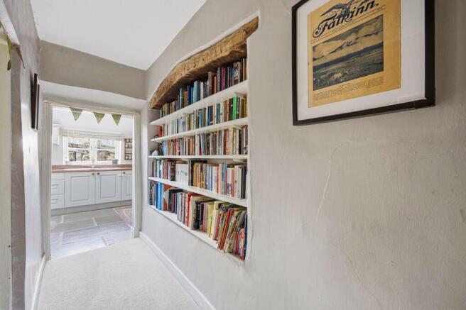 3 bed Semi-Detached for sale Image 5