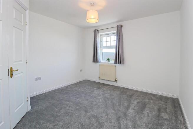 2 bed Apartment for sale Image 5
