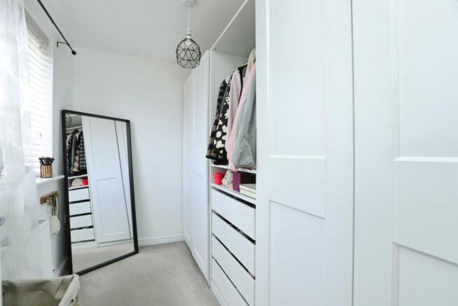 3 bed Semi-Detached for sale Image 11
