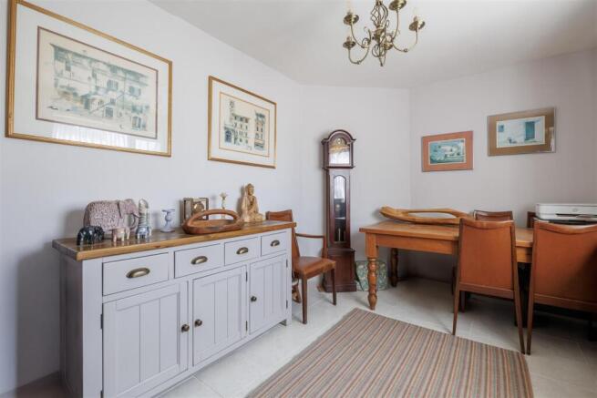 16, Churchill Road, Halesworth photo 4