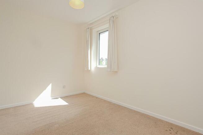 13 Marriot Close (15).jpg