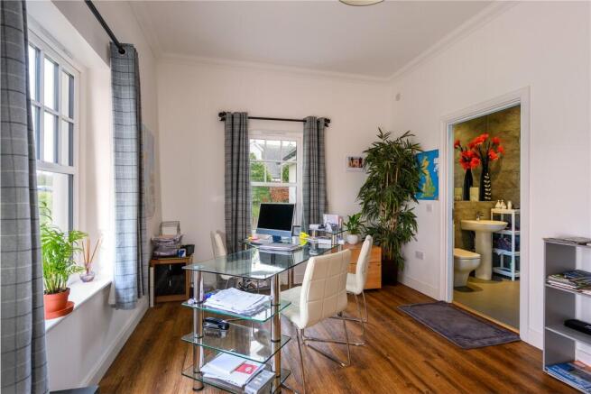 Study/Bedroom 5