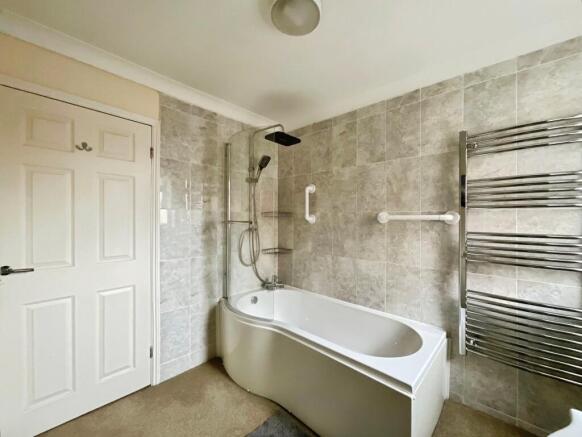 3 bed Semi-Detached for sale Image 10