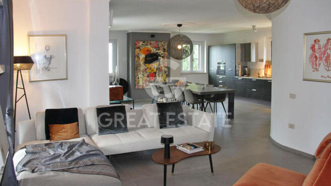 Interno