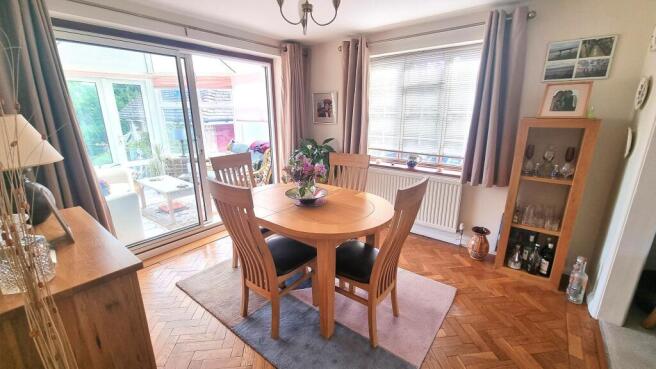 Beckworth Close, Lindfield, RH16 photo 4