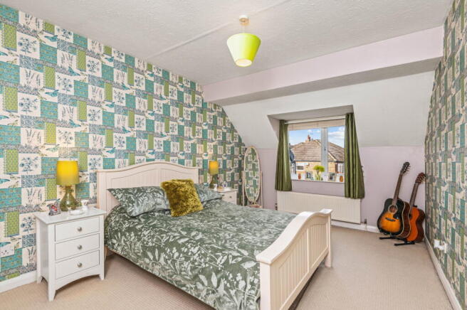 4 bed Detached for sale Image 7